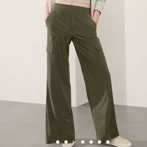 Athleta BROOKLYN HEIGHTS HIGH RISE CARGO PANT